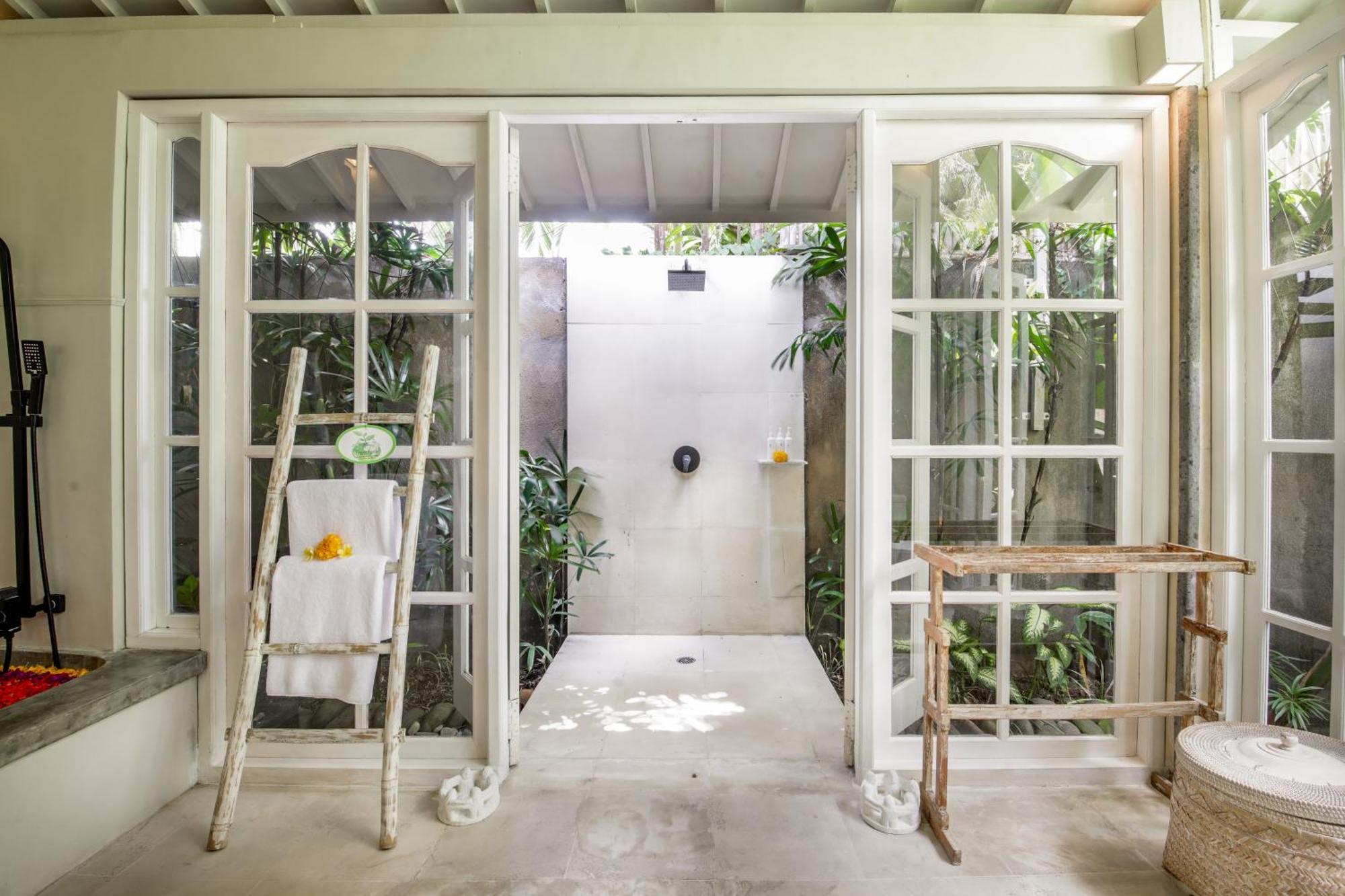 סמיניאק Villa Lodek Deluxe מראה חיצוני תמונה