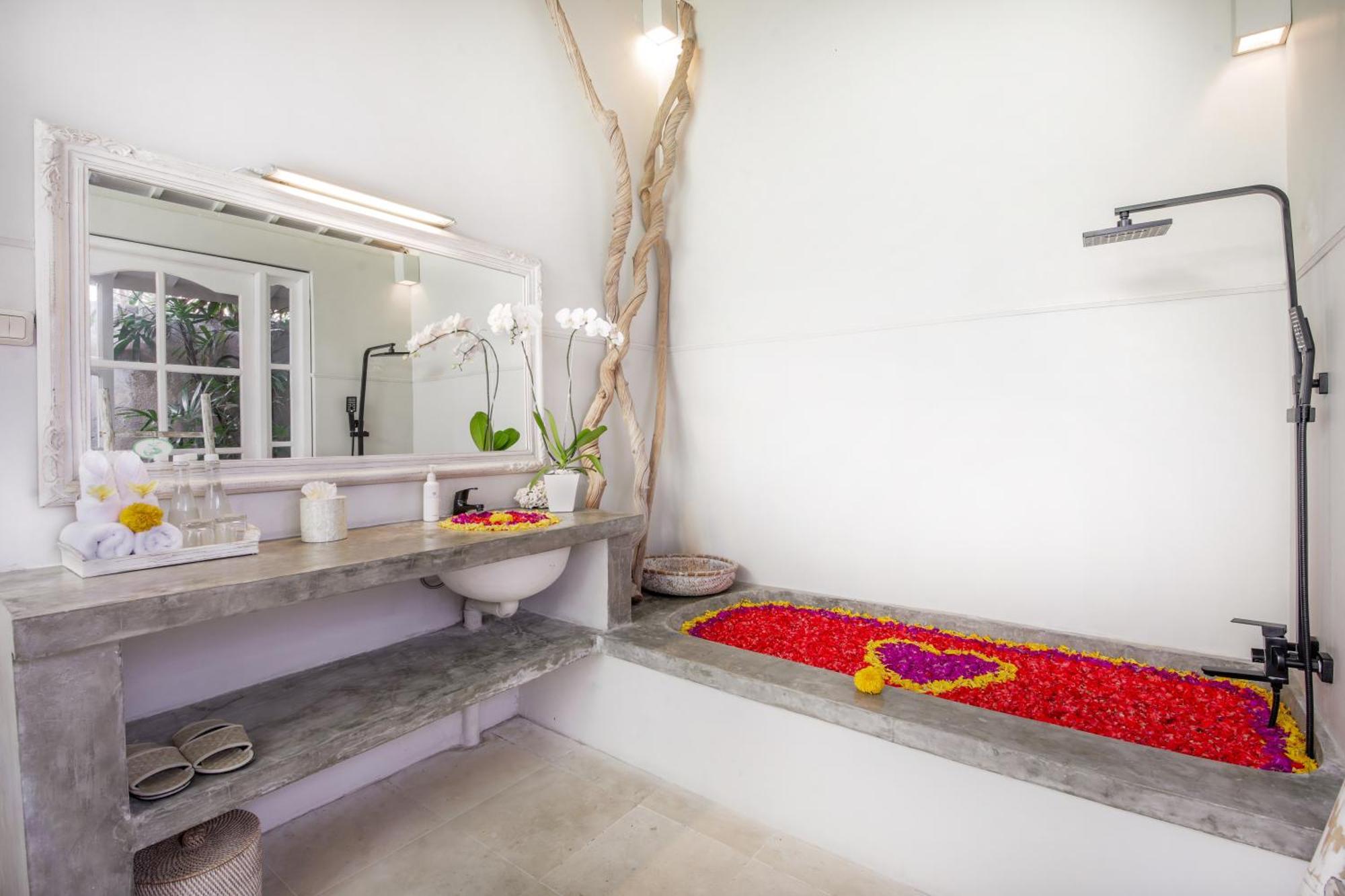 סמיניאק Villa Lodek Deluxe מראה חיצוני תמונה